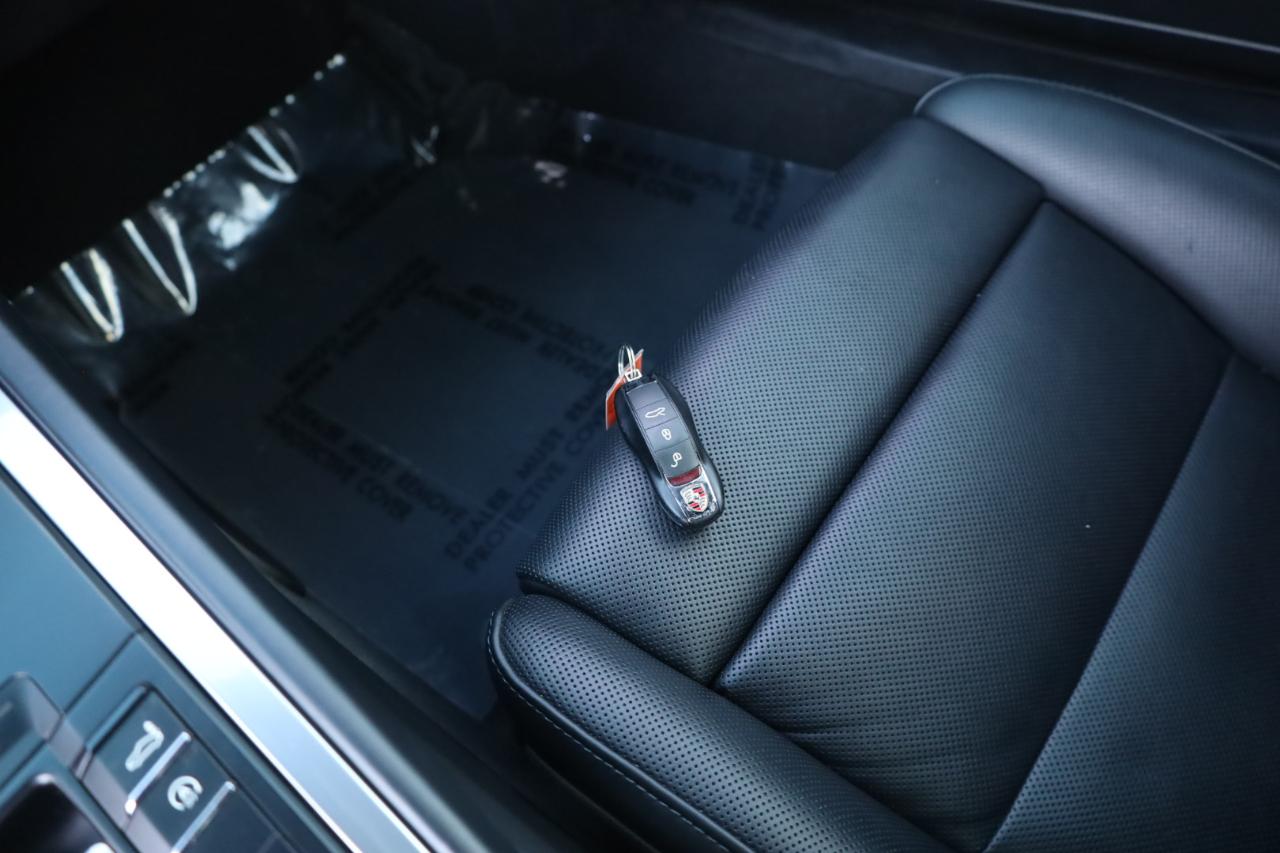 Porsche 911 Carrera 4 Coupe 2015