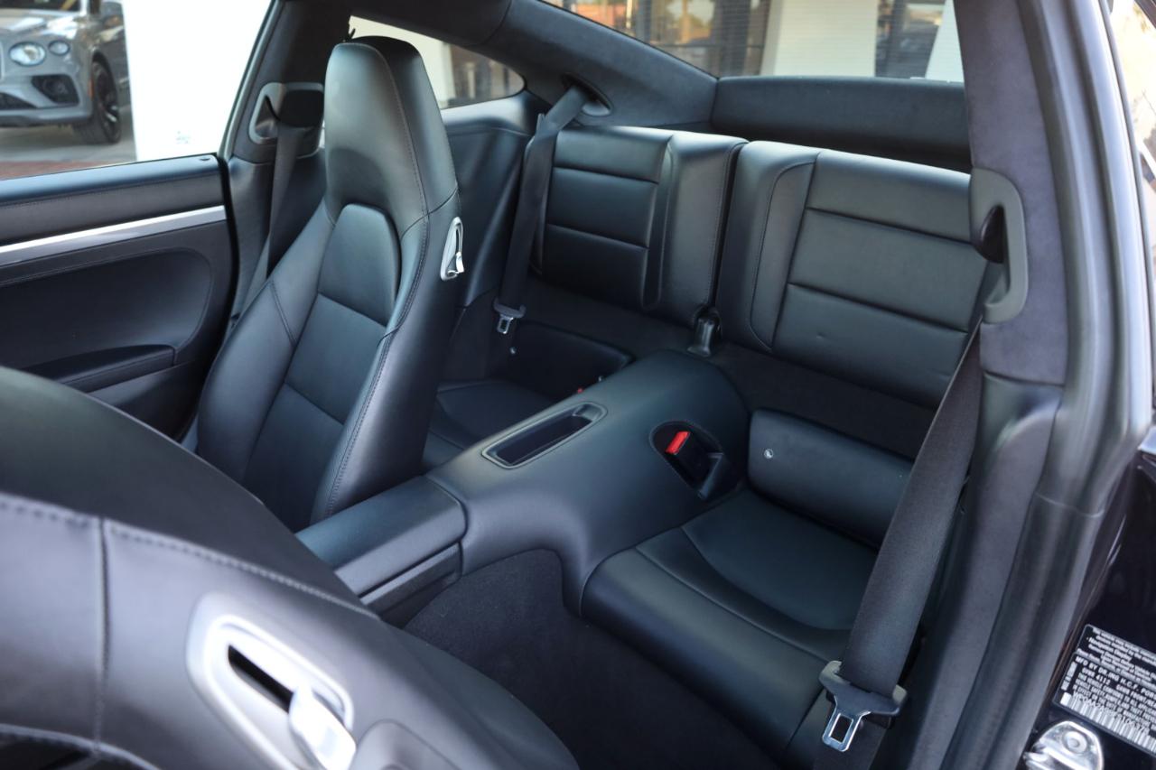 Porsche 911 Carrera 4 Coupe 2015