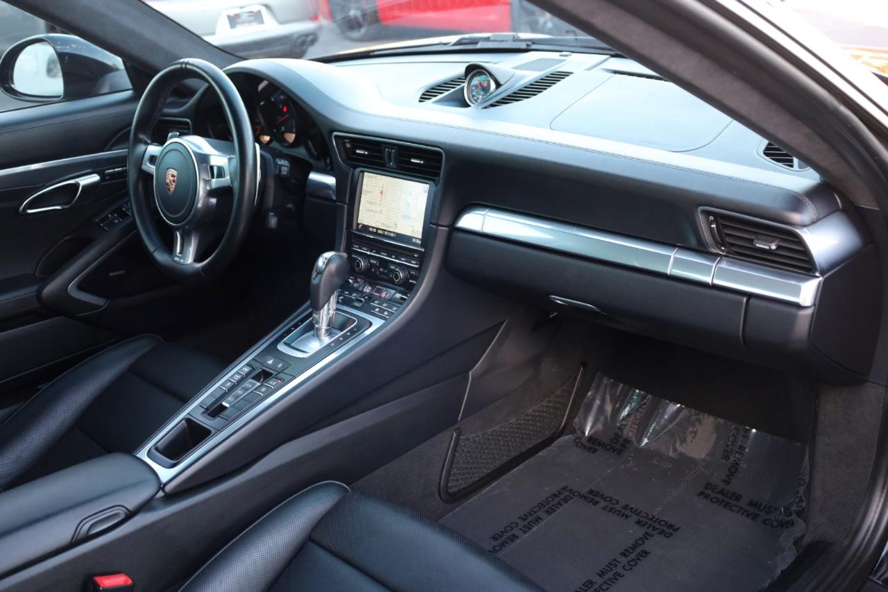 Porsche 911 Carrera 4 Coupe 2015