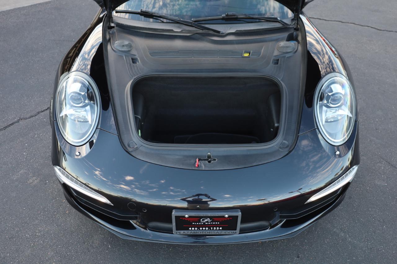Porsche 911 Carrera 4 Coupe 2015