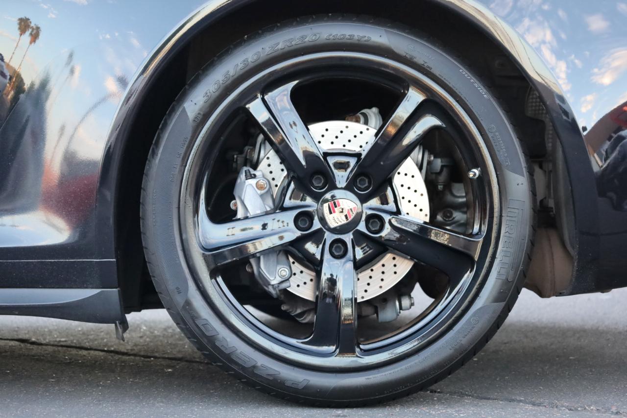 Porsche 911 Carrera 4 Coupe 2015