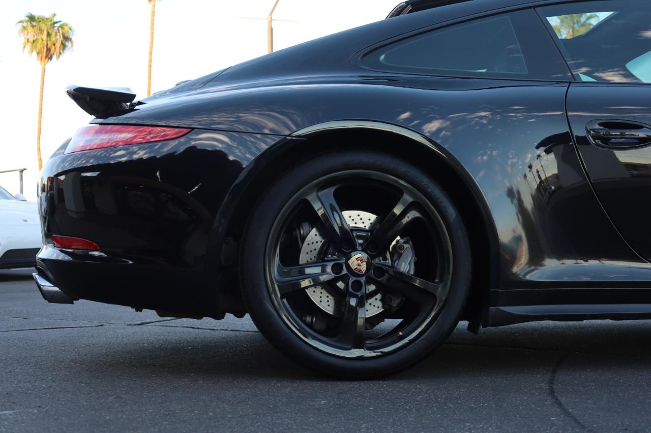 Porsche 911 Carrera 4 Coupe 2015