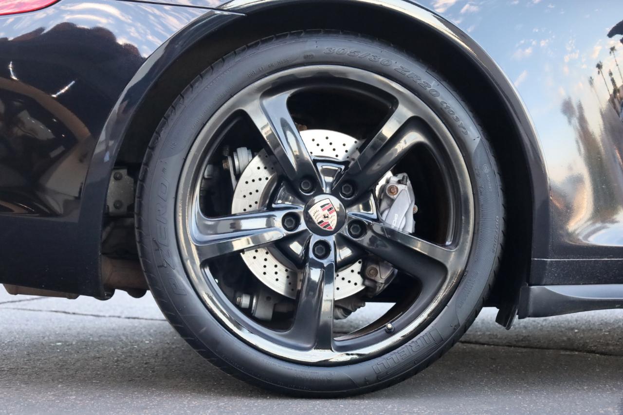 Porsche 911 Carrera 4 Coupe 2015