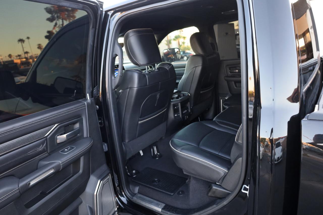 RAM 2500 Limited Crew Cab SWB 4WD 2020