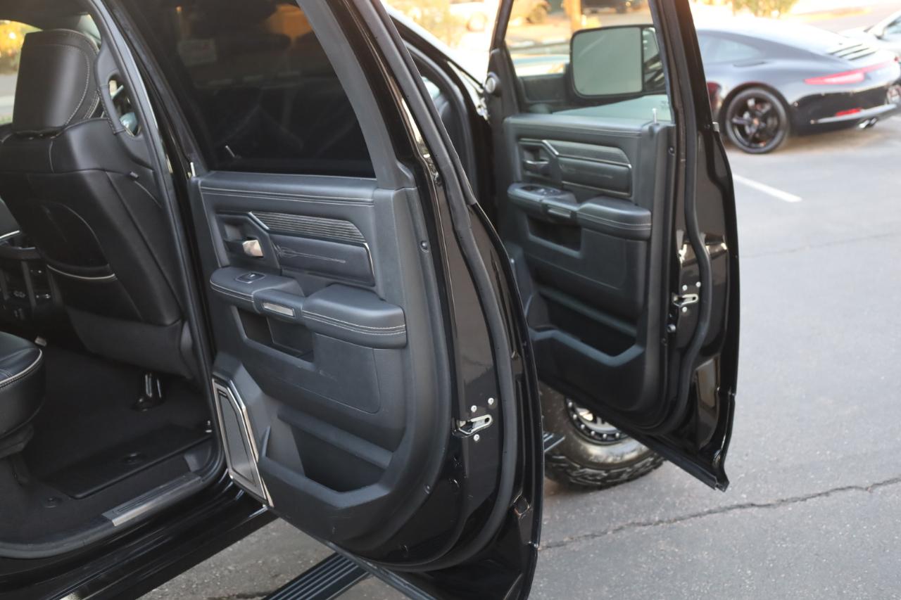 RAM 2500 Limited Crew Cab SWB 4WD 2020