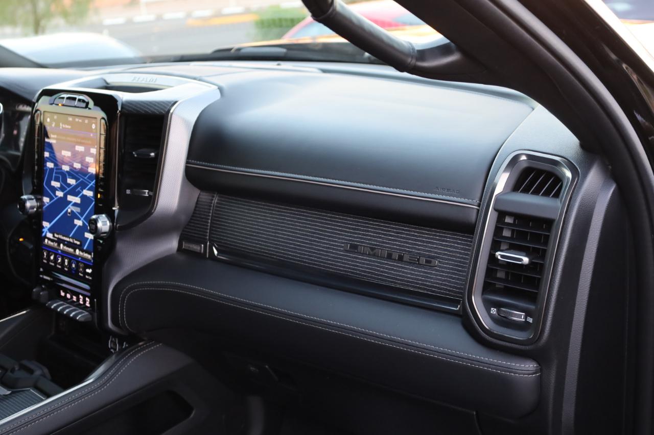 RAM 2500 Limited Crew Cab SWB 4WD 2020