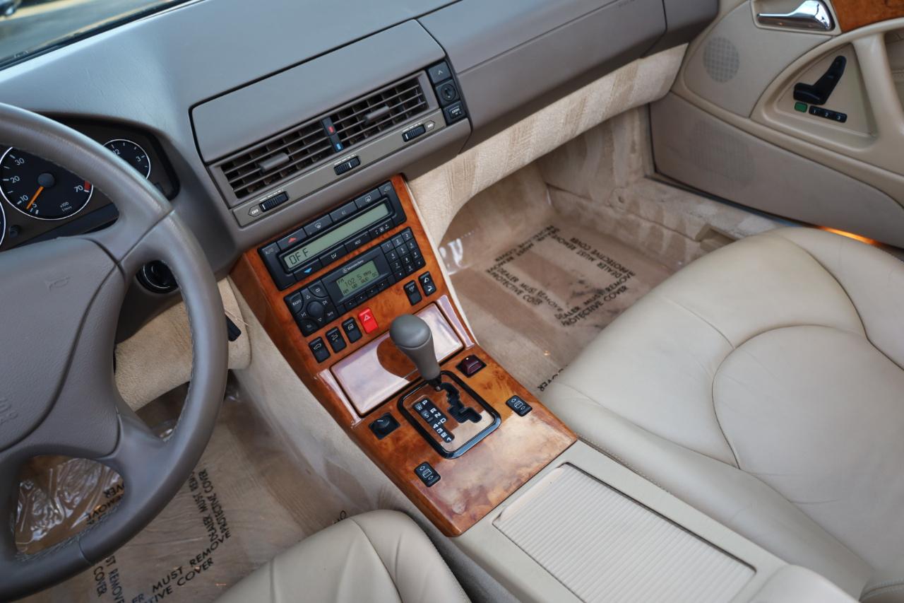 Mercedes-Benz SL-Class SL500 2002