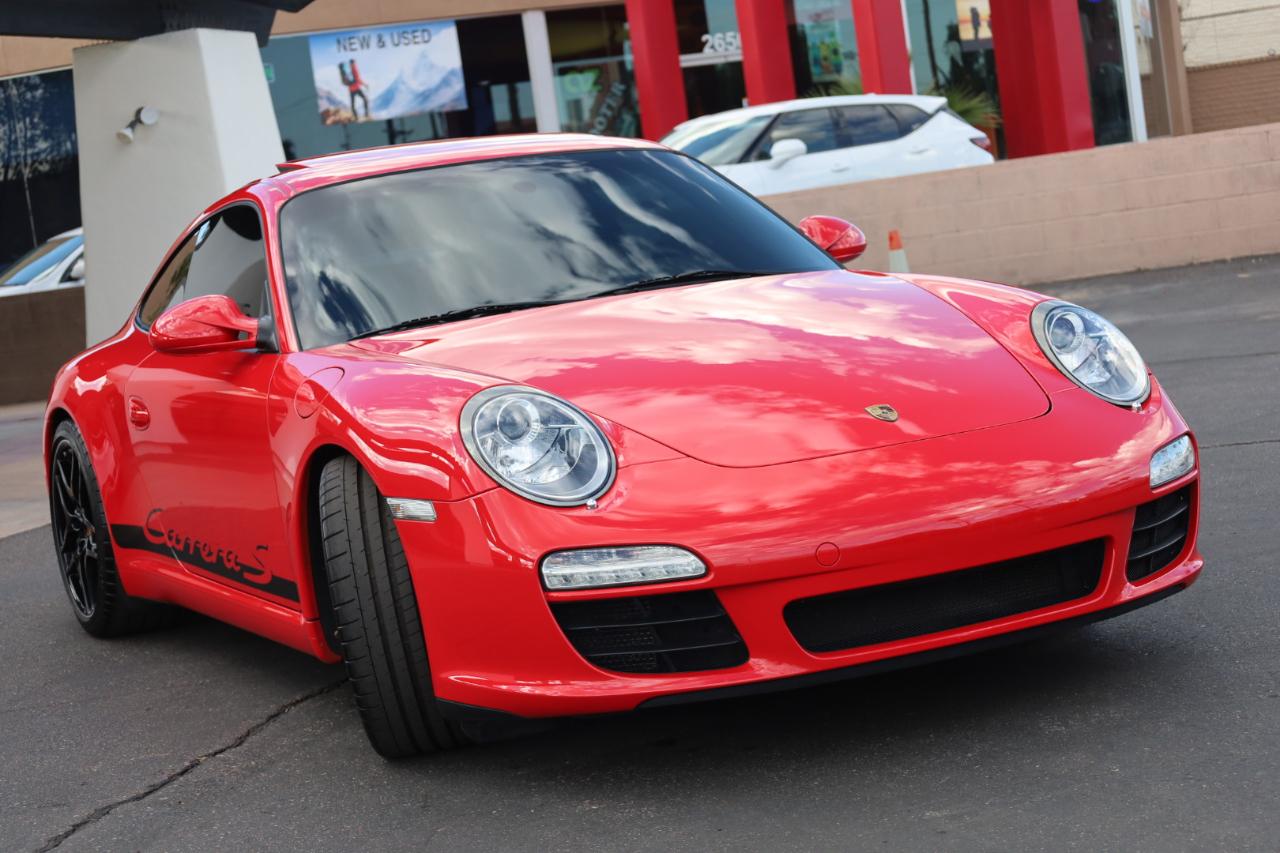 Porsche 911 Carrera S Coupe 2011