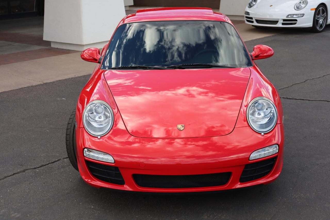 Porsche 911 Carrera S Coupe 2011