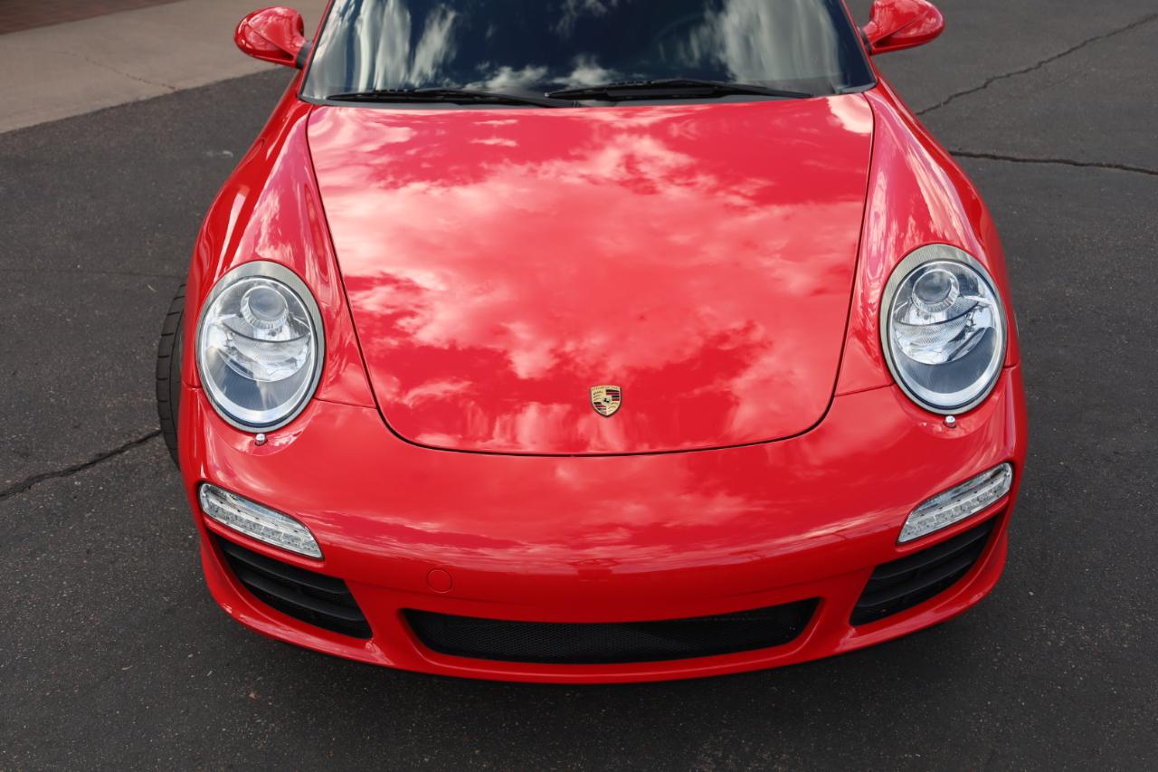 Porsche 911 Carrera S Coupe 2011