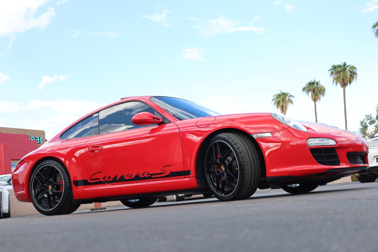 Porsche 911 Carrera S Coupe 2011