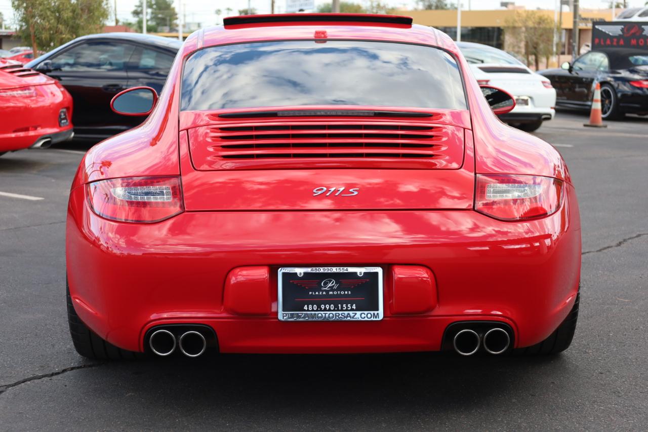 Porsche 911 Carrera S Coupe 2011
