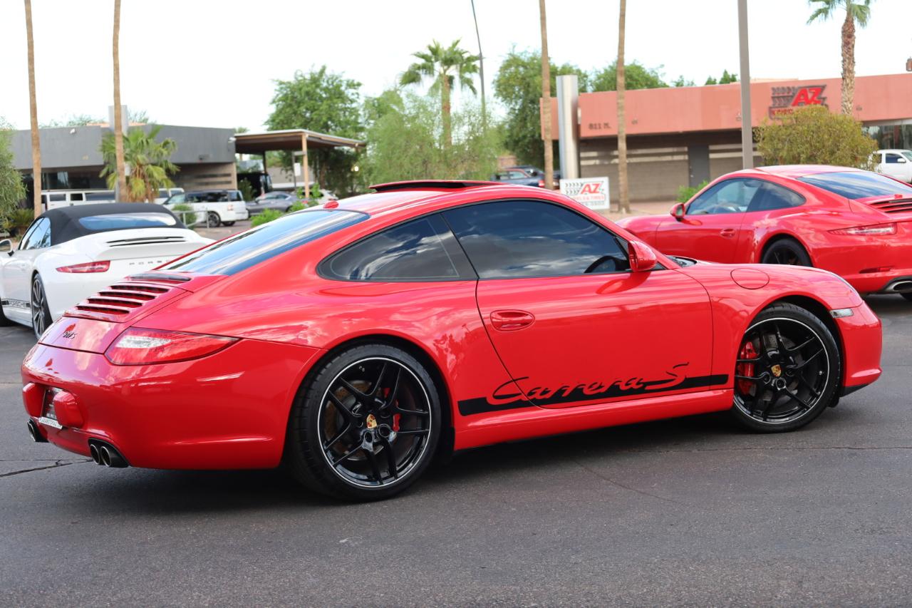 Porsche 911 Carrera S Coupe 2011