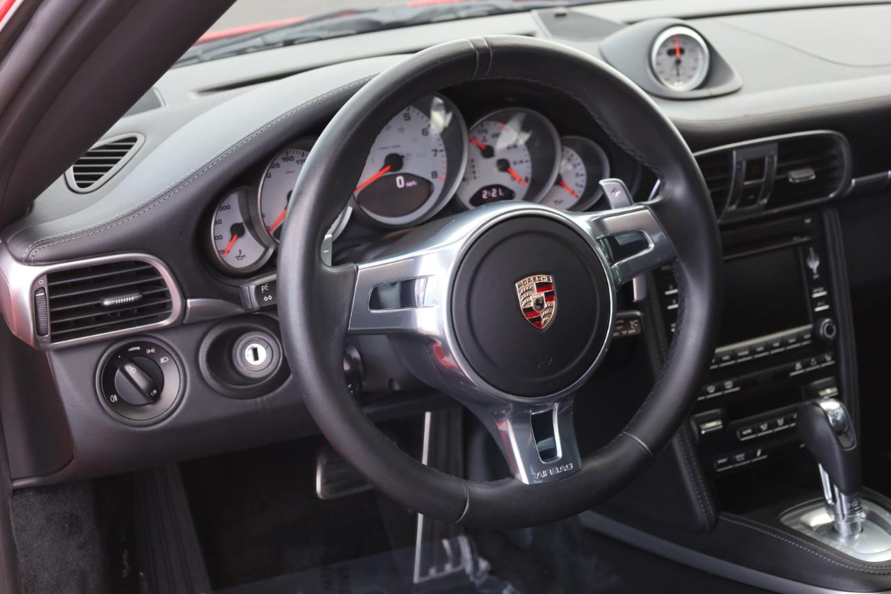 Porsche 911 Carrera S Coupe 2011