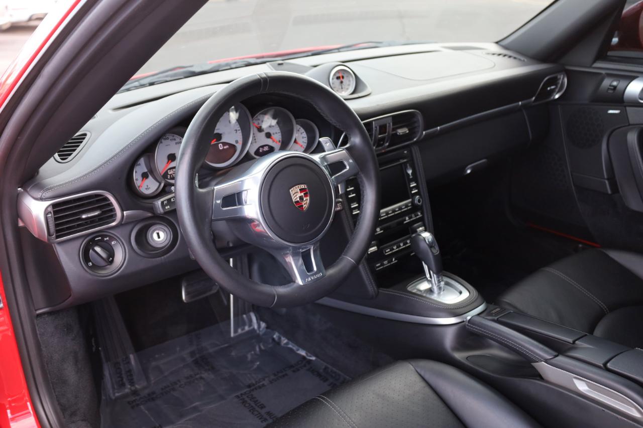 Porsche 911 Carrera S Coupe 2011