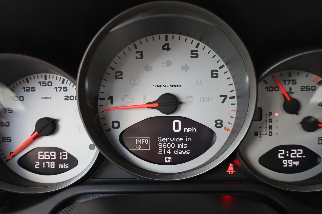 Porsche 911 Carrera S Coupe 2011