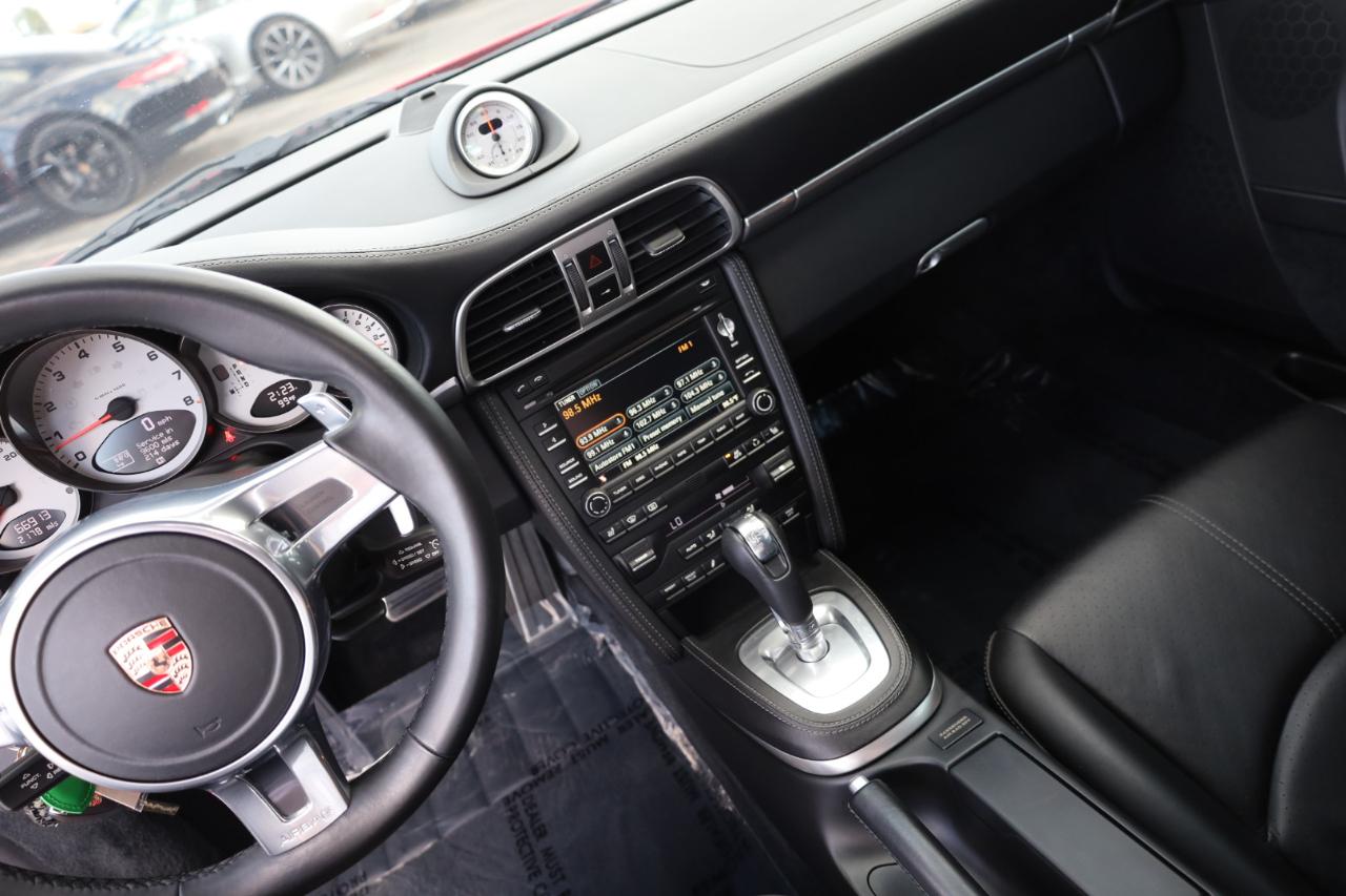 Porsche 911 Carrera S Coupe 2011