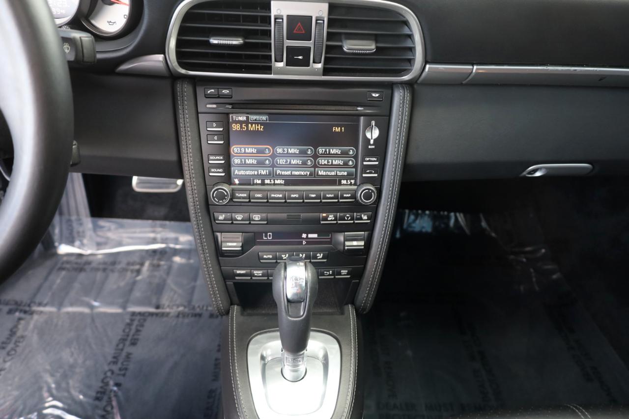 Porsche 911 Carrera S Coupe 2011