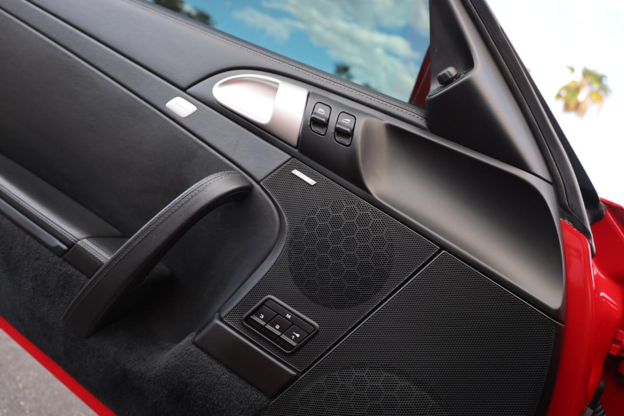 Porsche 911 Carrera S Coupe 2011