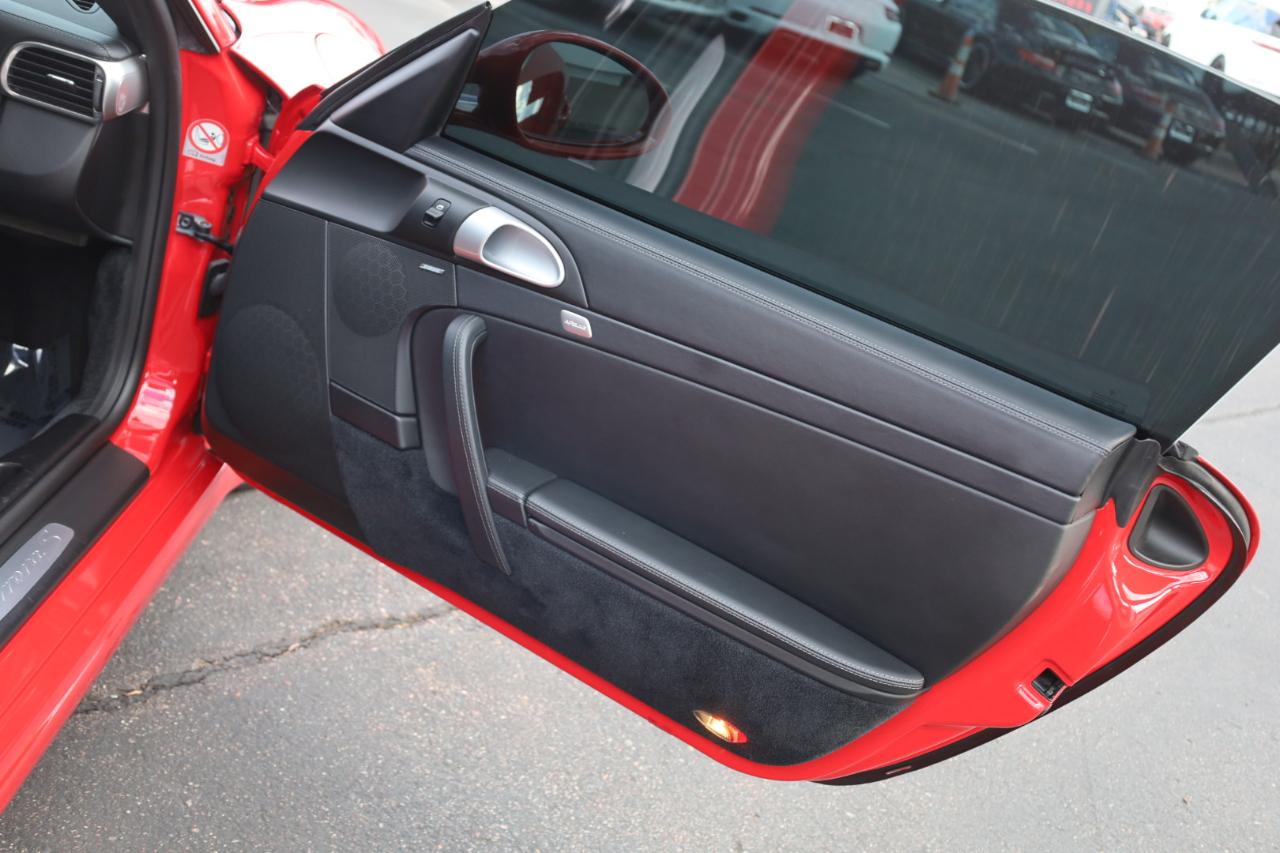 Porsche 911 Carrera S Coupe 2011