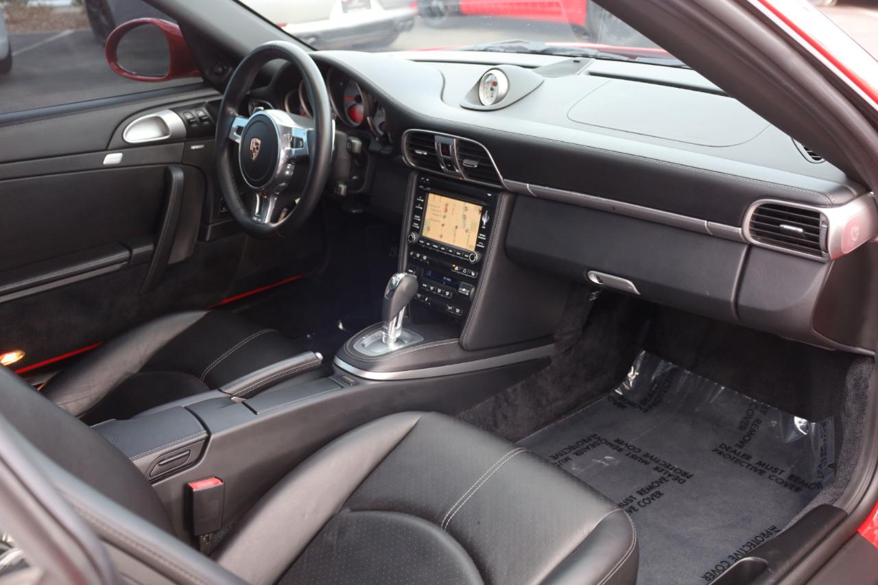 Porsche 911 Carrera S Coupe 2011