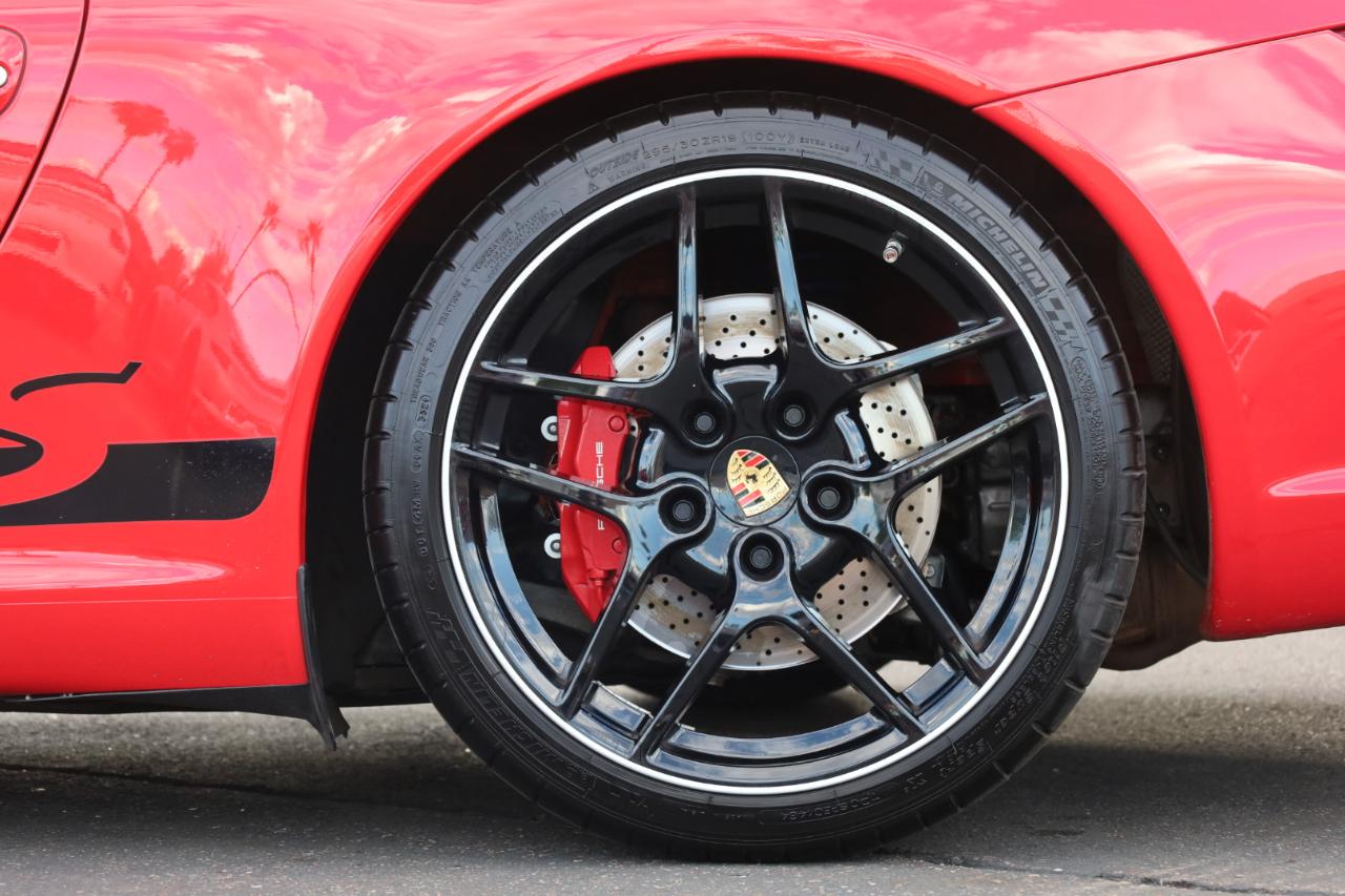 Porsche 911 Carrera S Coupe 2011