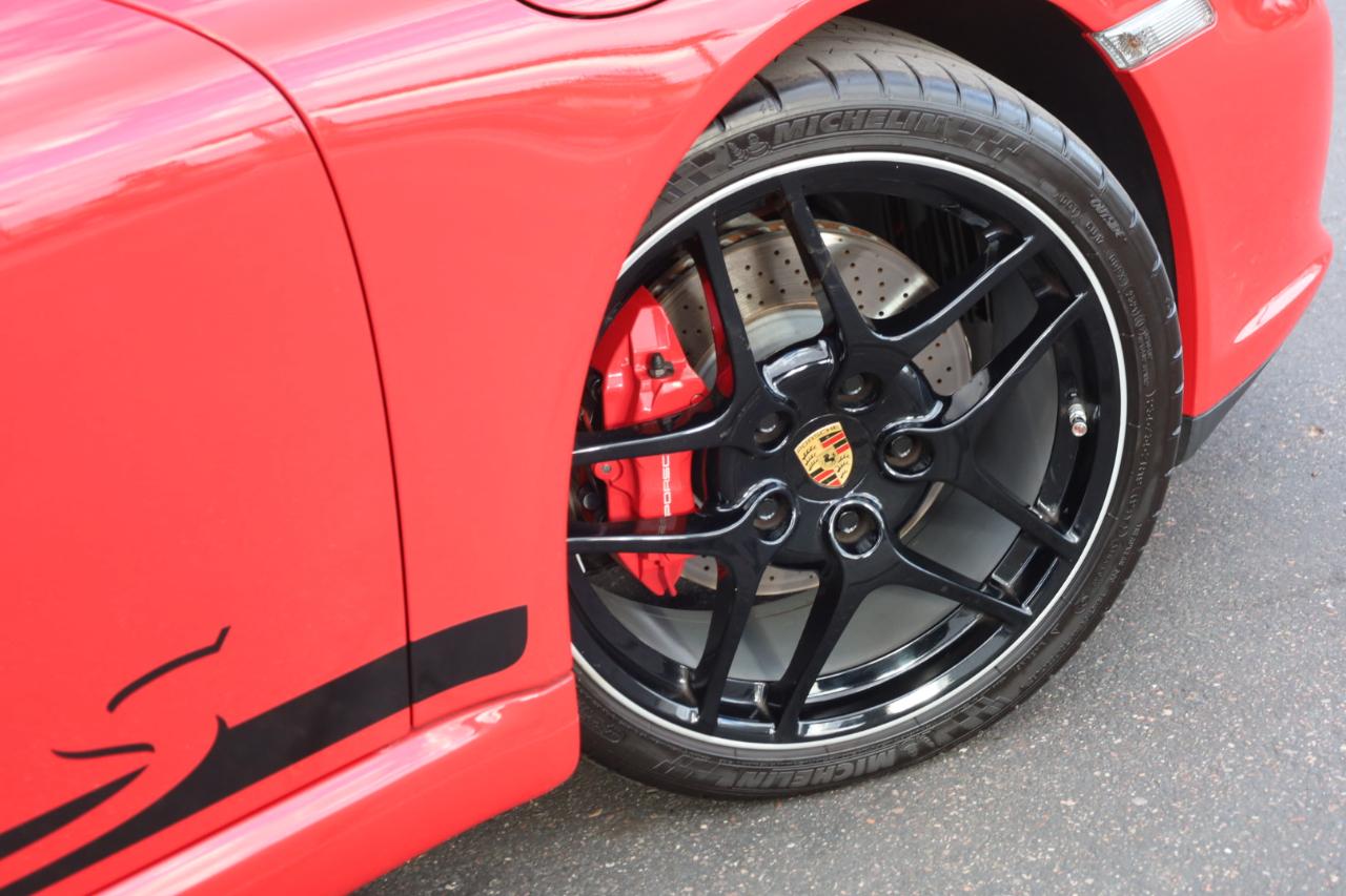Porsche 911 Carrera S Coupe 2011