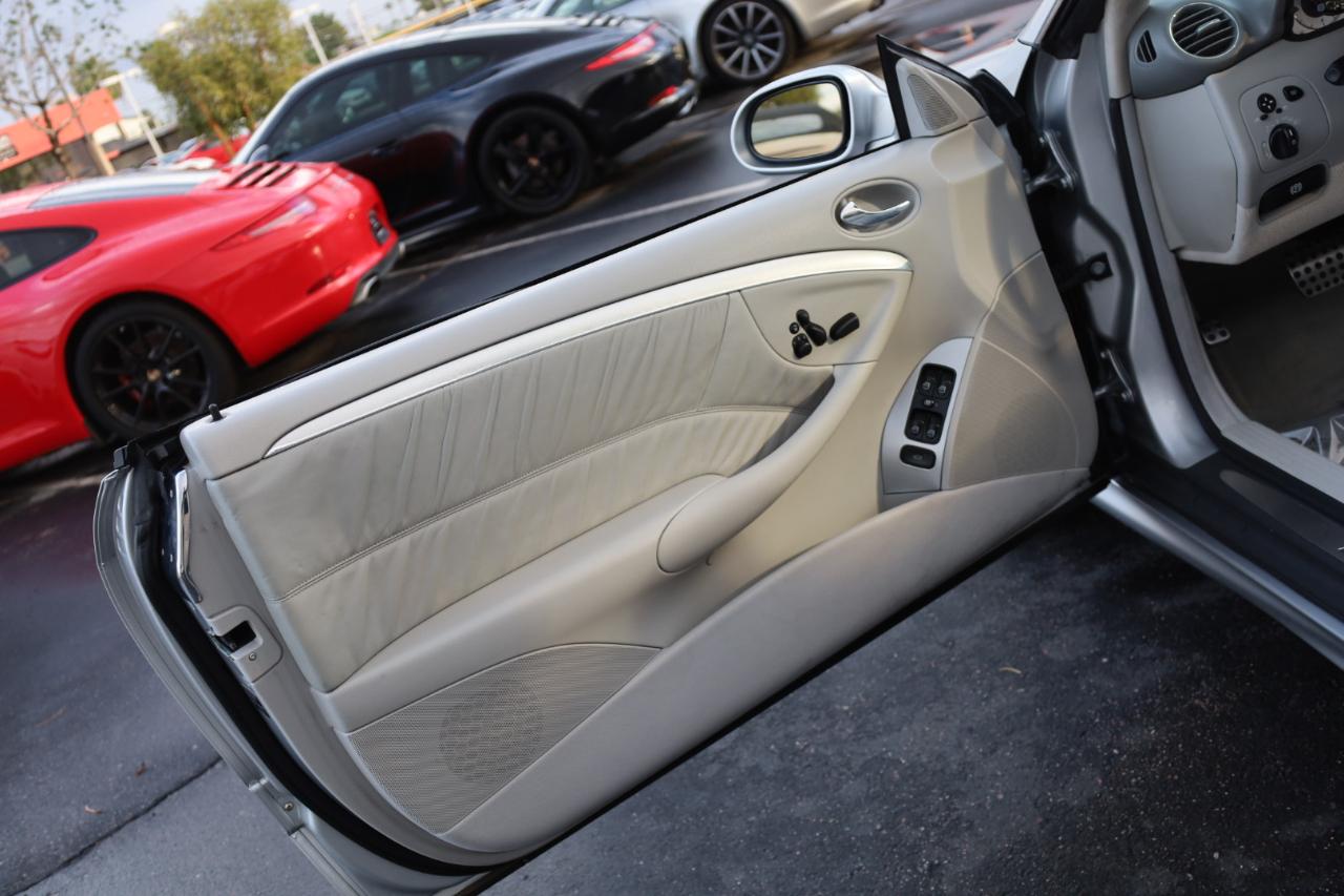 Mercedes-Benz CLK-Class CLK55 AMG Cabriolet 2004