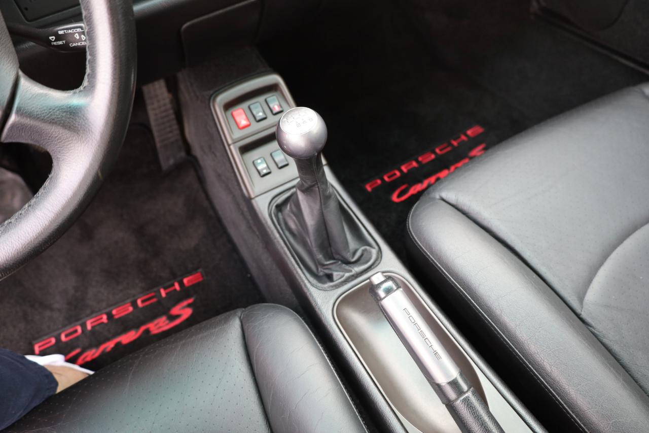 Porsche 911 Carrera S 1998