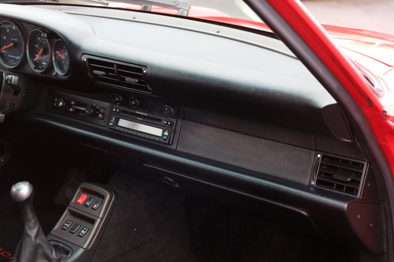 Porsche 911 Carrera S 1998