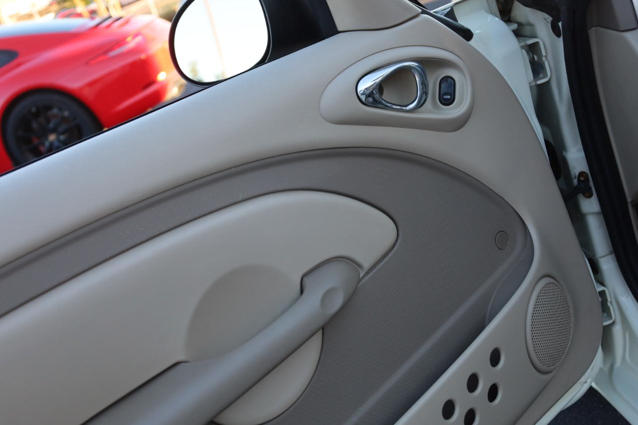 Chrysler PT Cruiser Touring Convertible 2006