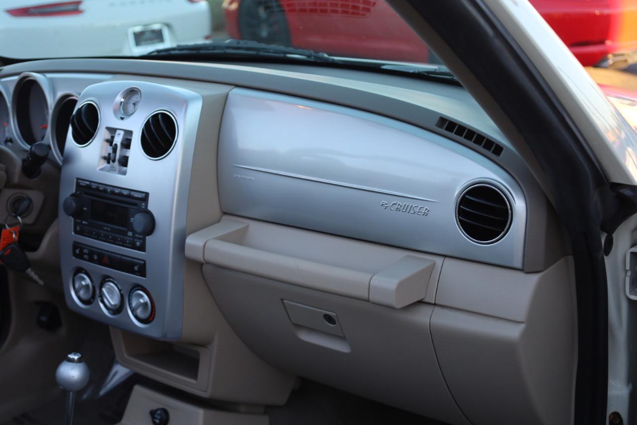 Chrysler PT Cruiser Touring Convertible 2006