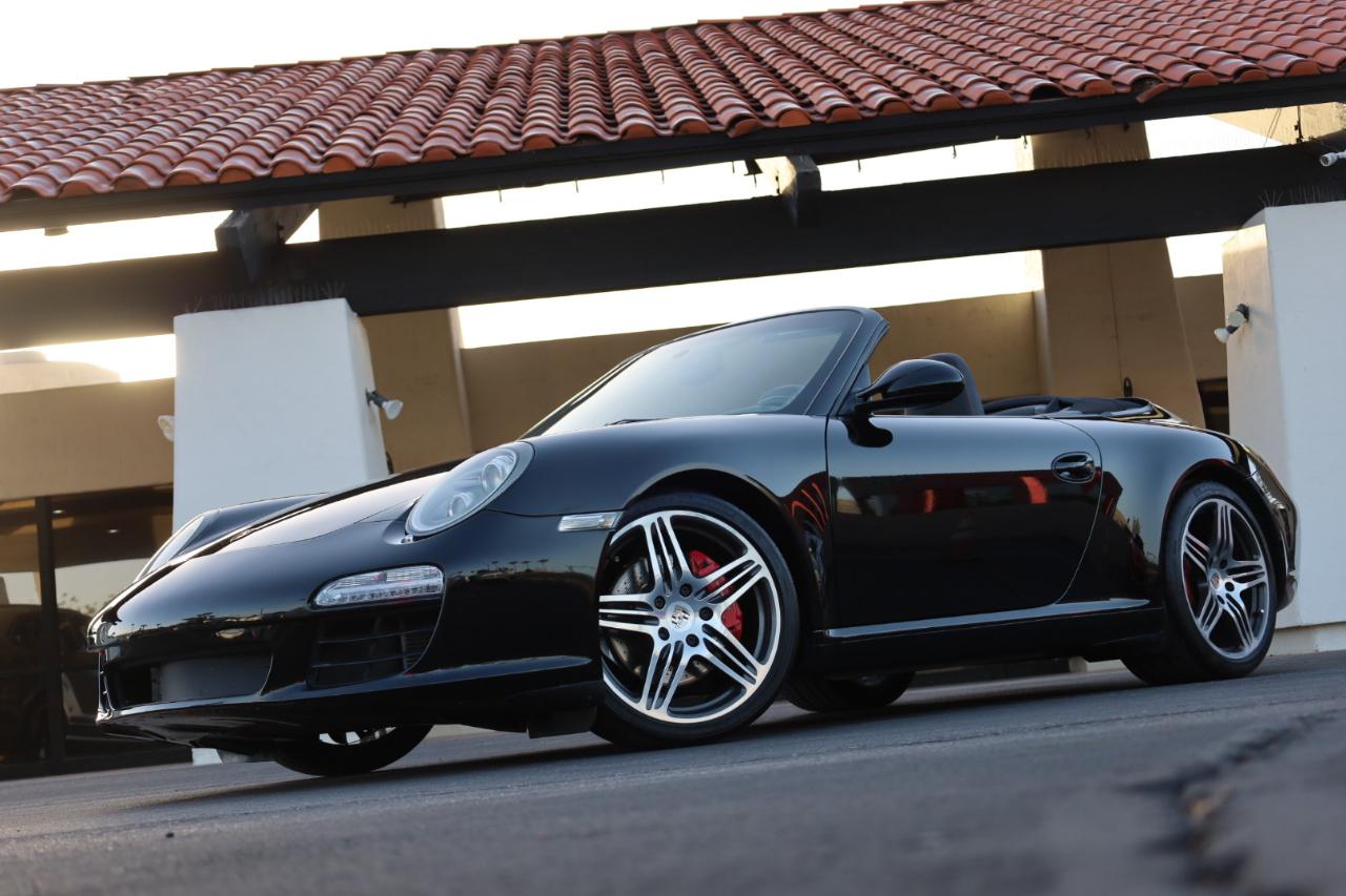 Porsche 911 Carrera S Cabriolet 2010