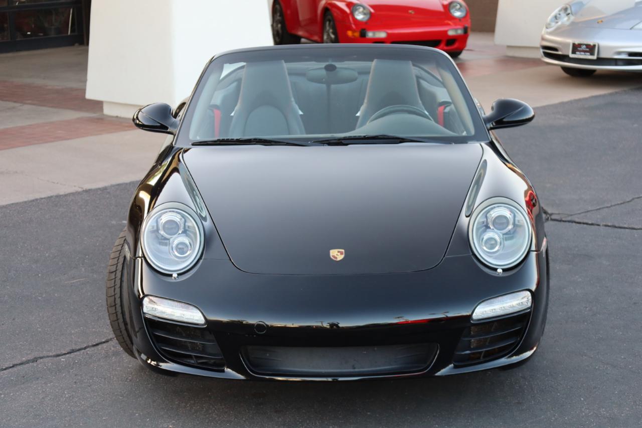 Porsche 911 Carrera S Cabriolet 2010