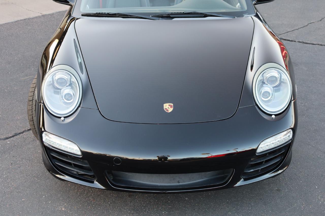 Porsche 911 Carrera S Cabriolet 2010
