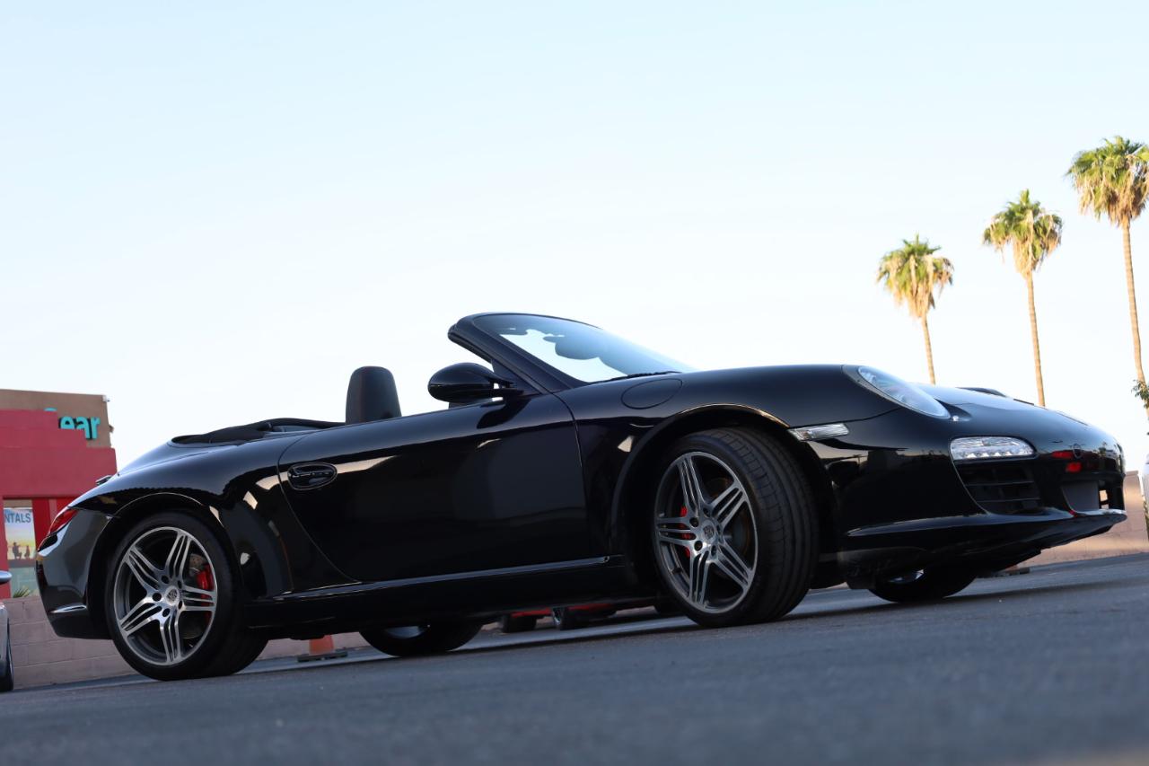 Porsche 911 Carrera S Cabriolet 2010