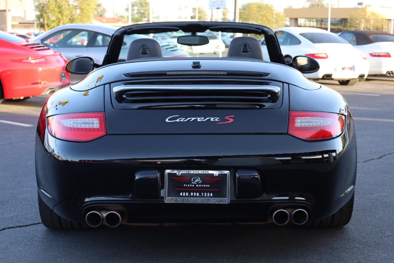 Porsche 911 Carrera S Cabriolet 2010