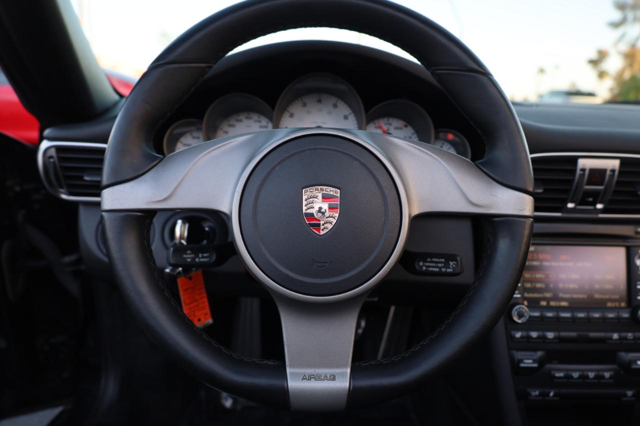 Porsche 911 Carrera S Cabriolet 2010