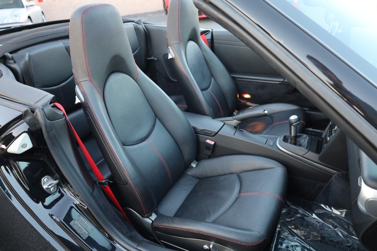 Porsche 911 Carrera S Cabriolet 2010