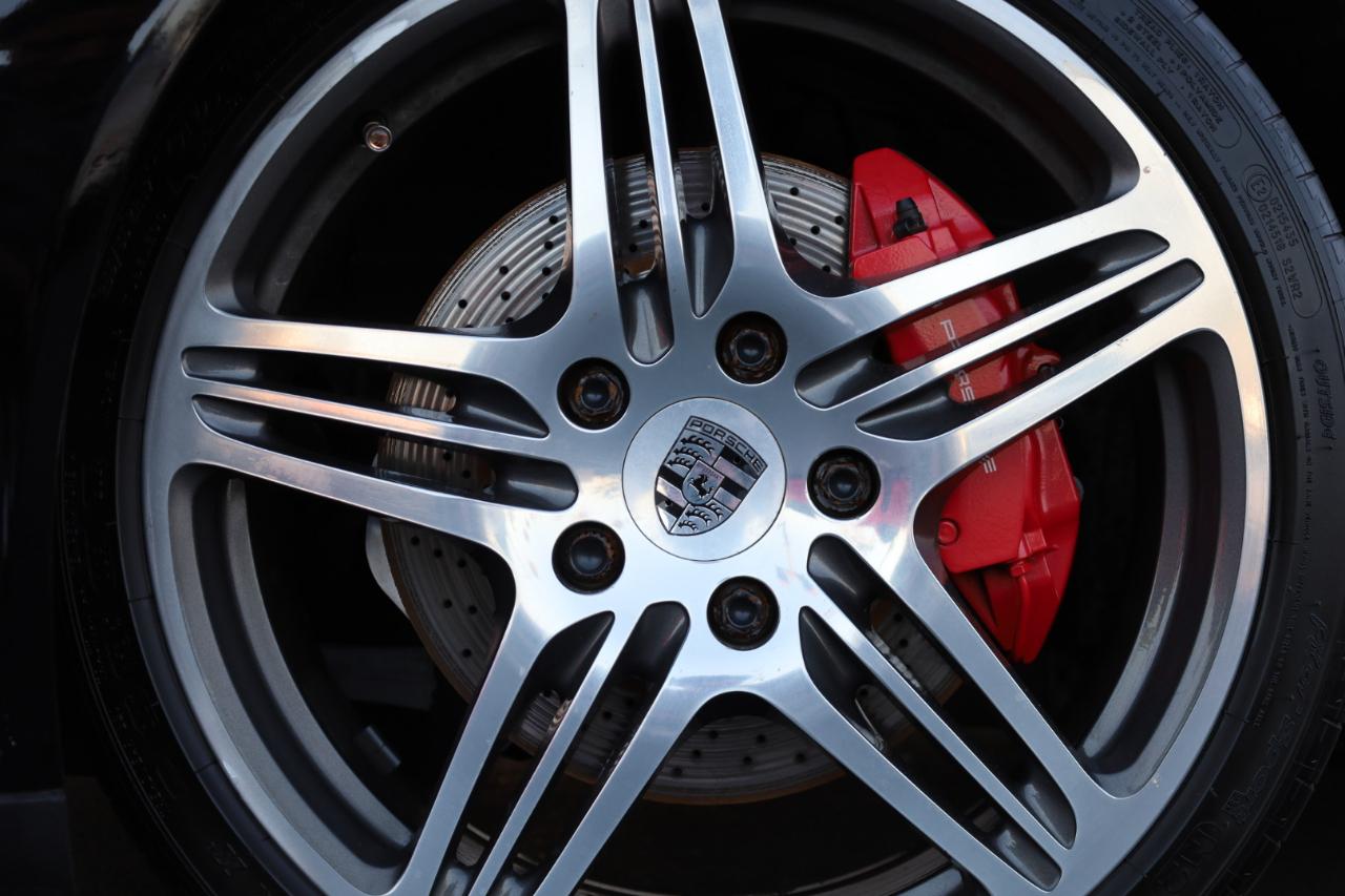 Porsche 911 Carrera S Cabriolet 2010