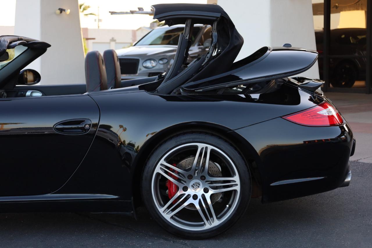 Porsche 911 Carrera S Cabriolet 2010