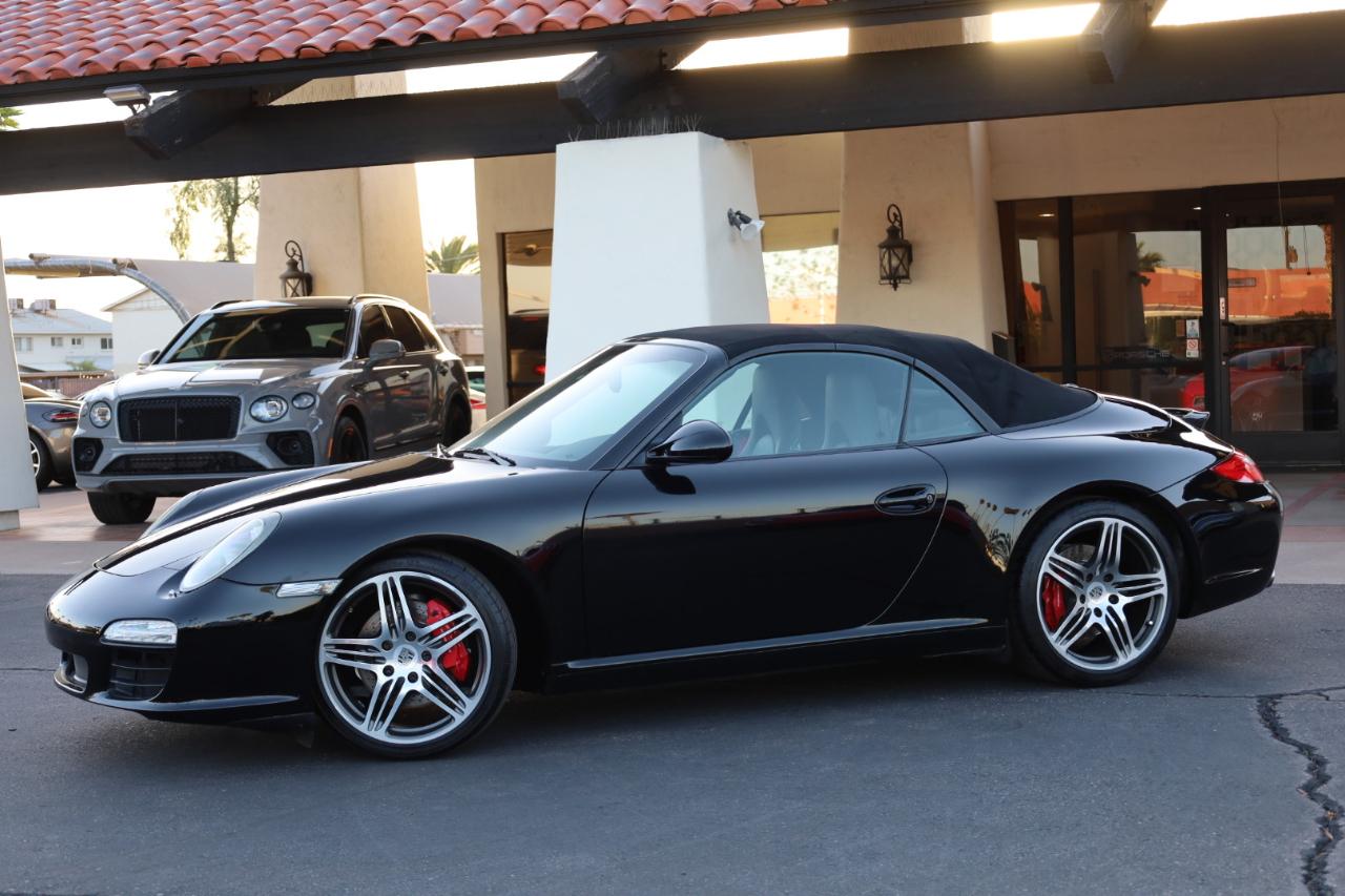 Porsche 911 Carrera S Cabriolet 2010