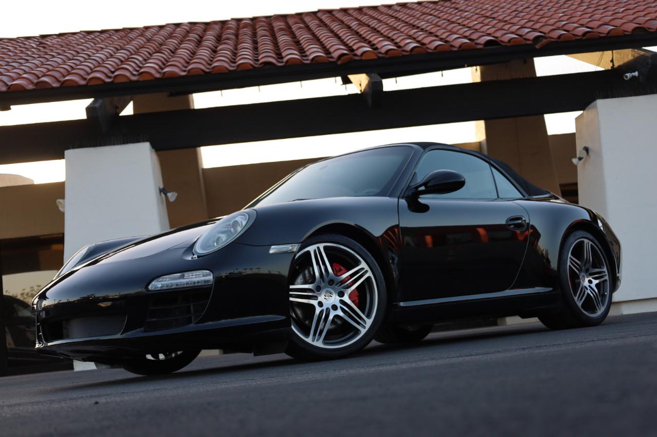 Porsche 911 Carrera S Cabriolet 2010