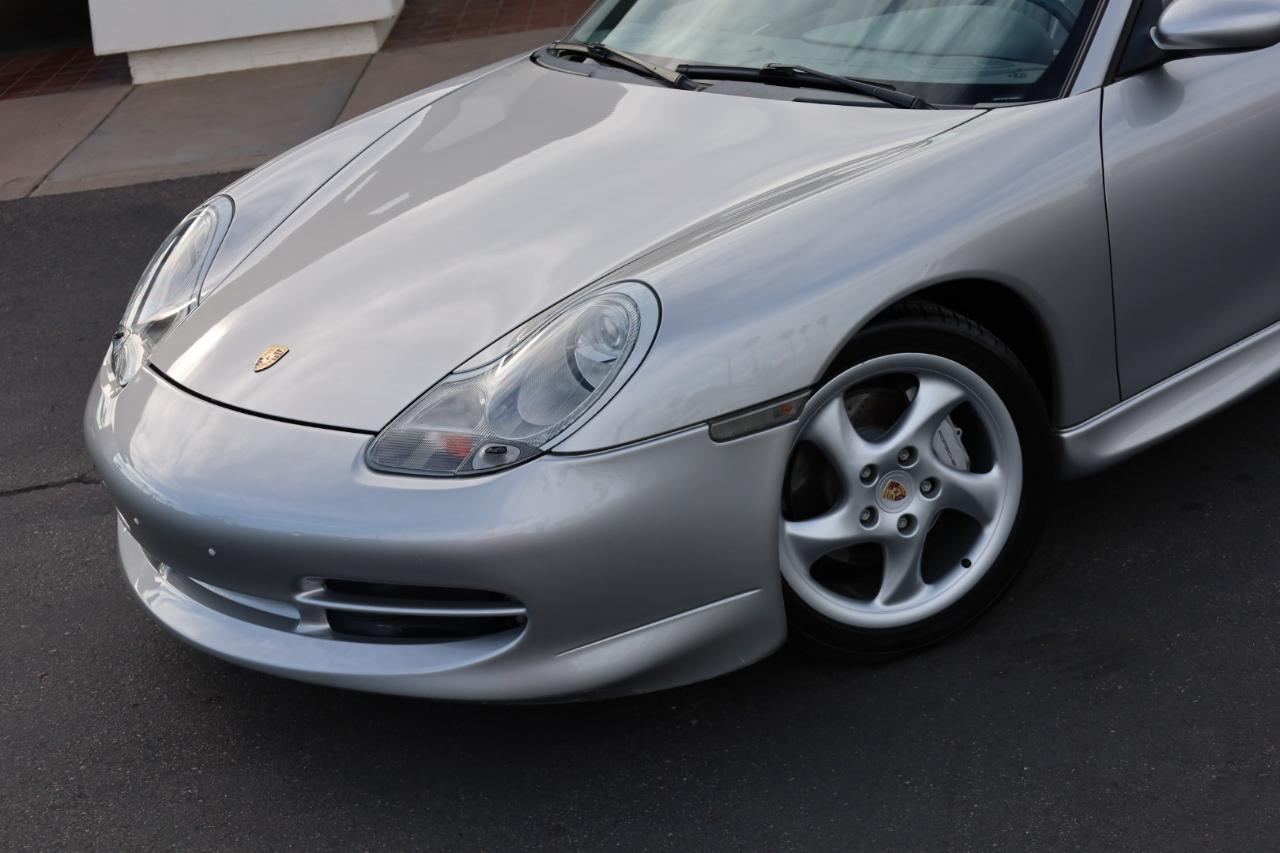 Porsche 911 Carrera 4 Cabriolet 2001