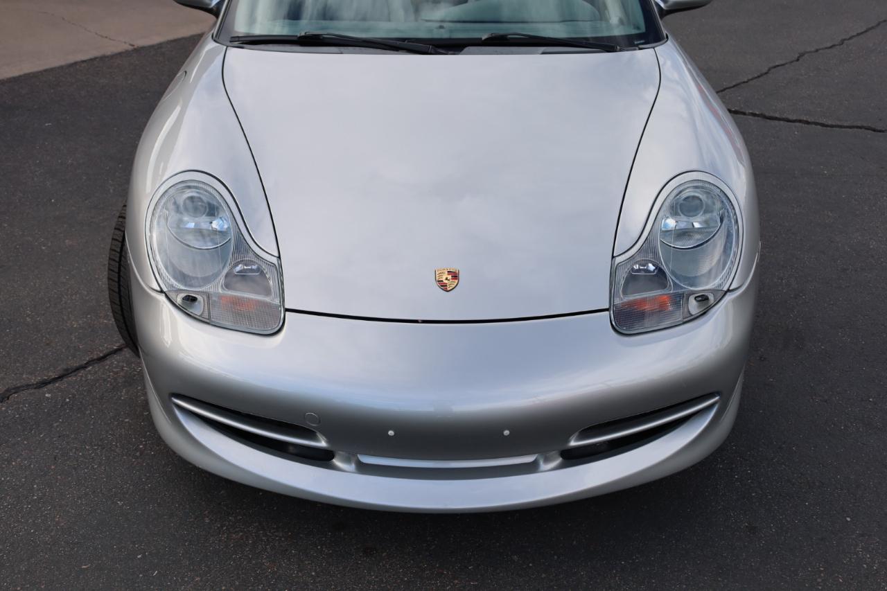 Porsche 911 Carrera 4 Cabriolet 2001