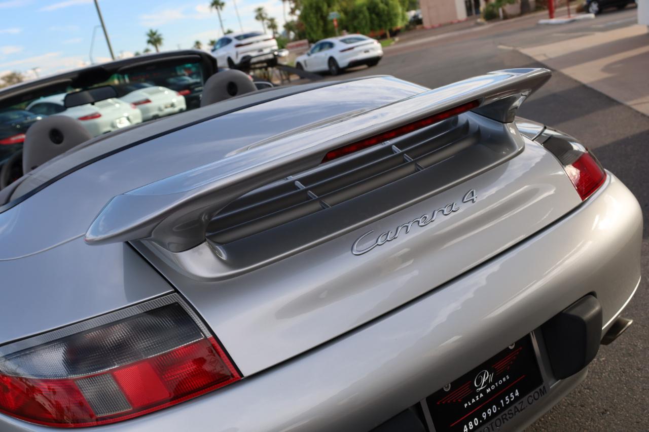 Porsche 911 Carrera 4 Cabriolet 2001