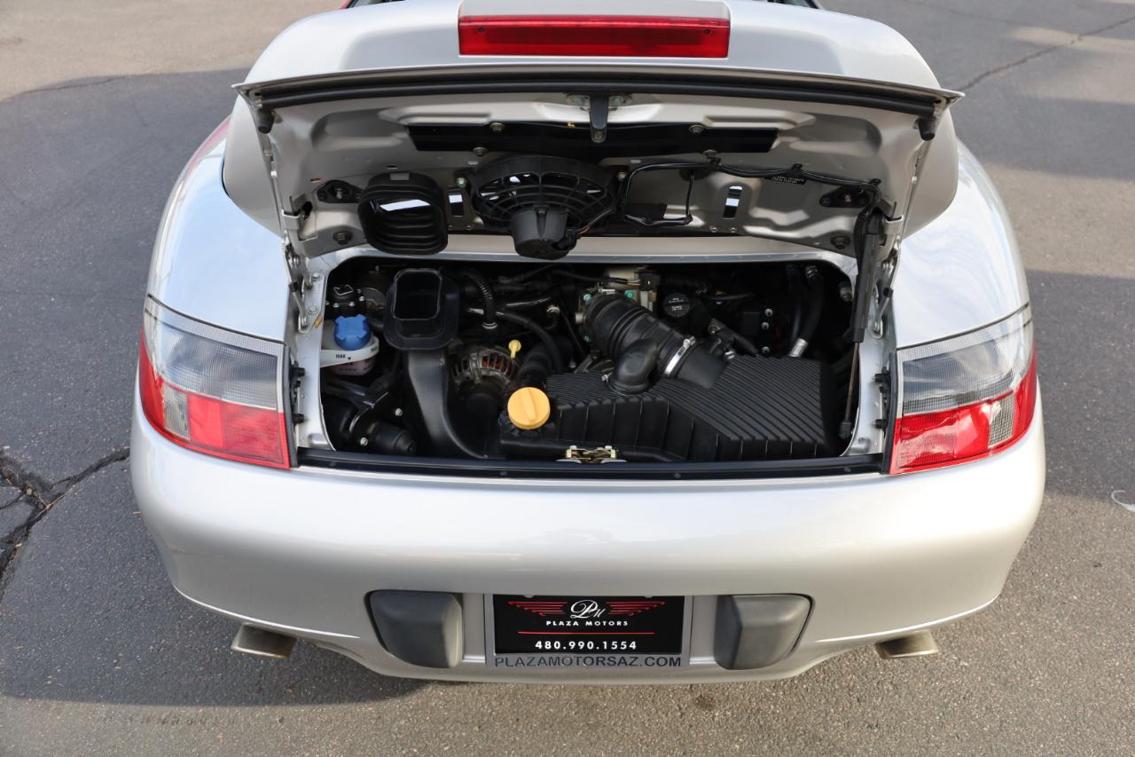 Porsche 911 Carrera 4 Cabriolet 2001