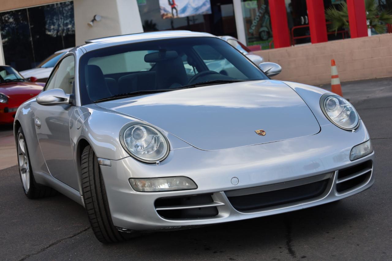 Porsche 911 Carrera 2006