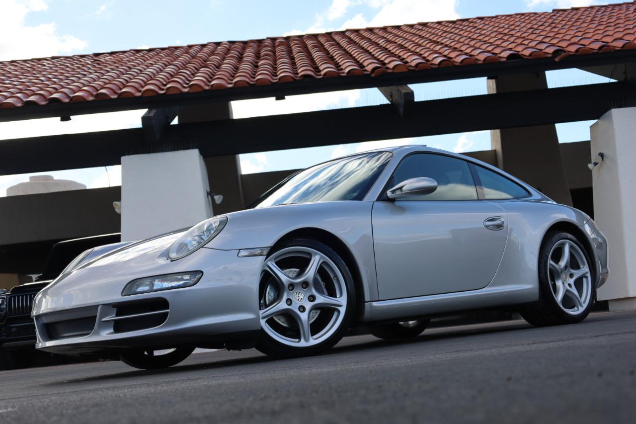 Porsche 911 Carrera 2006