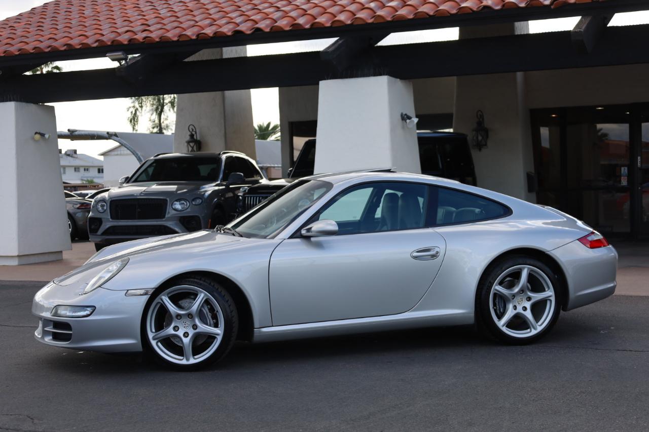 Porsche 911 Carrera 2006